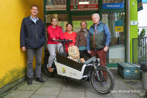 BESG stiftet Lastenfahrrad für Beroma eG